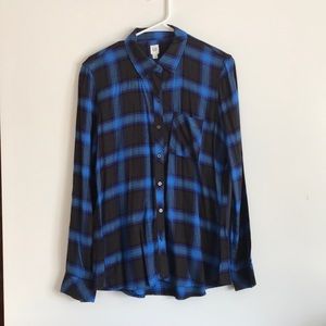 Gap soft plaid women’s button down shirt size M